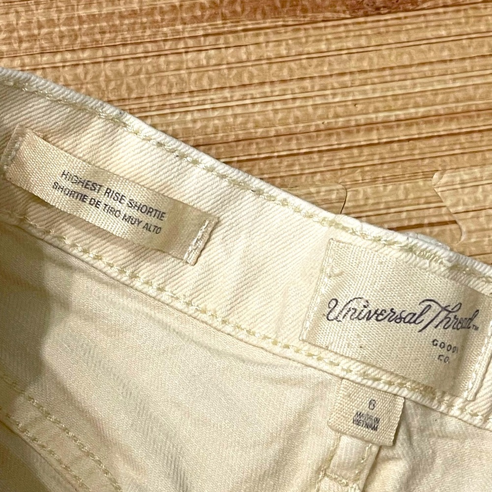 High Rise Cutoff Shorties. - Picture 4 of 6